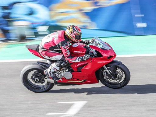 Play Ducati Panigale Puzzle Now!